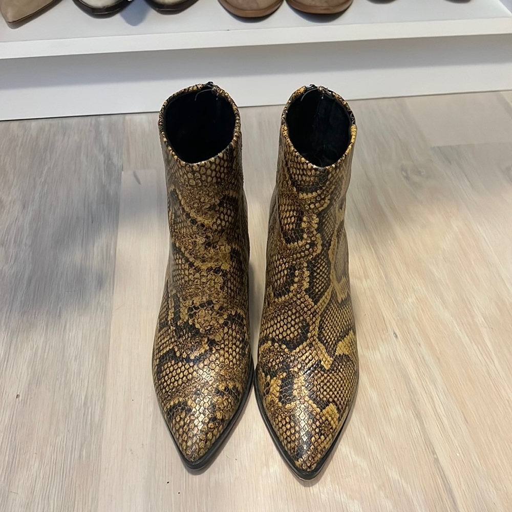Dolce Vita snake skin bootie